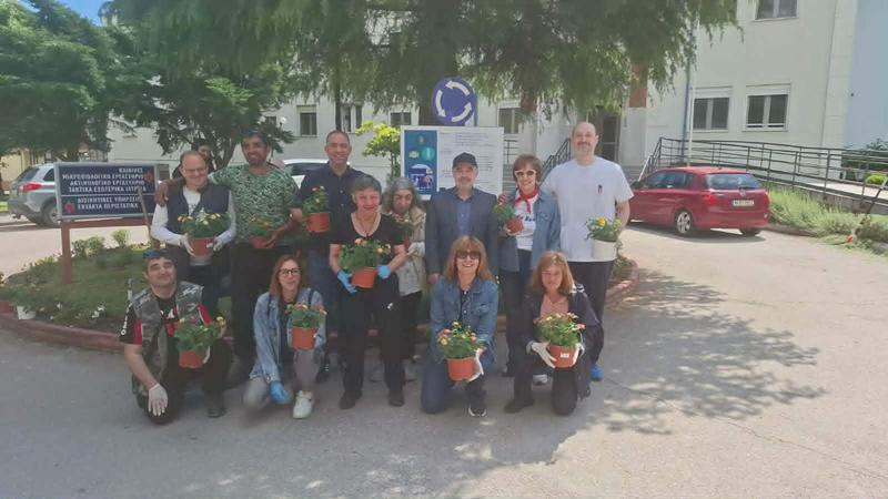Δράση καθαριότητας και καλλωπισμού στους χώρους πρασίνου του Νοσοκομείου Νάουσας από τον Δήμο Ηρωικής Πόλεως Νάουσας  